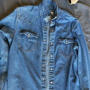Men’s Levi’s Denim Button Down Long Sleeve Sz M